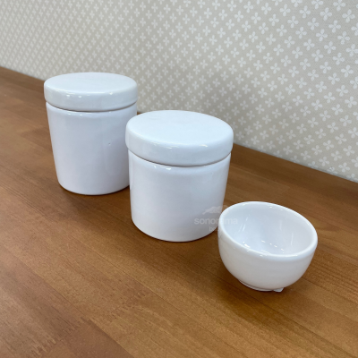 kit-higiene-ceramica-3-pecas-02-potes-molhadeira-branco